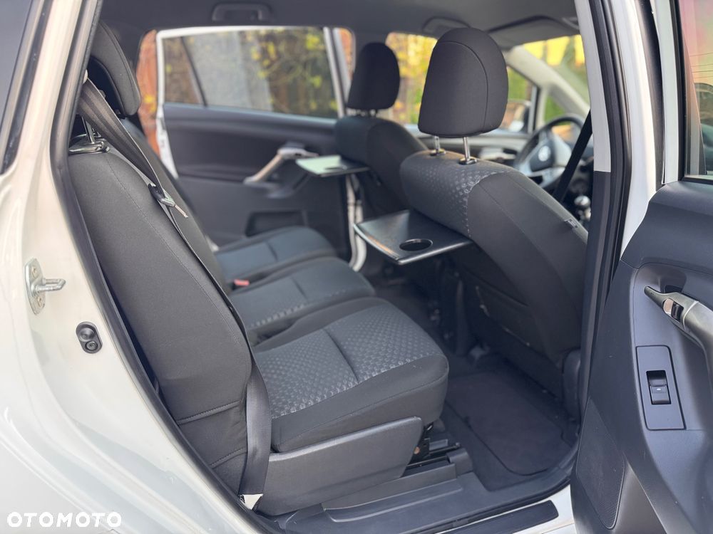 Toyota Verso 1.6 7-Sitzer Life - 18