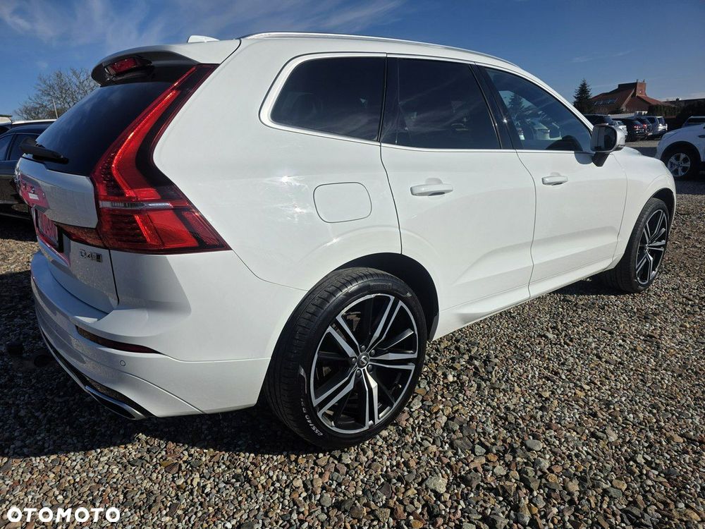 Volvo XC 60 D4 SCR AWD R-Design - 10