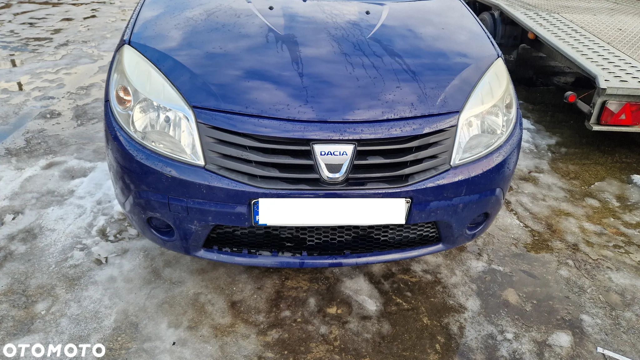 DACIA SANDERO I ZDERZAK PRZÓD OV61H - 1