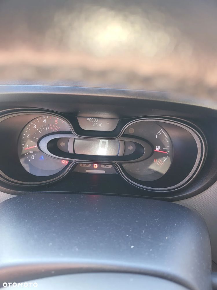 Renault Trafic Grand 1.6 dCi - 5