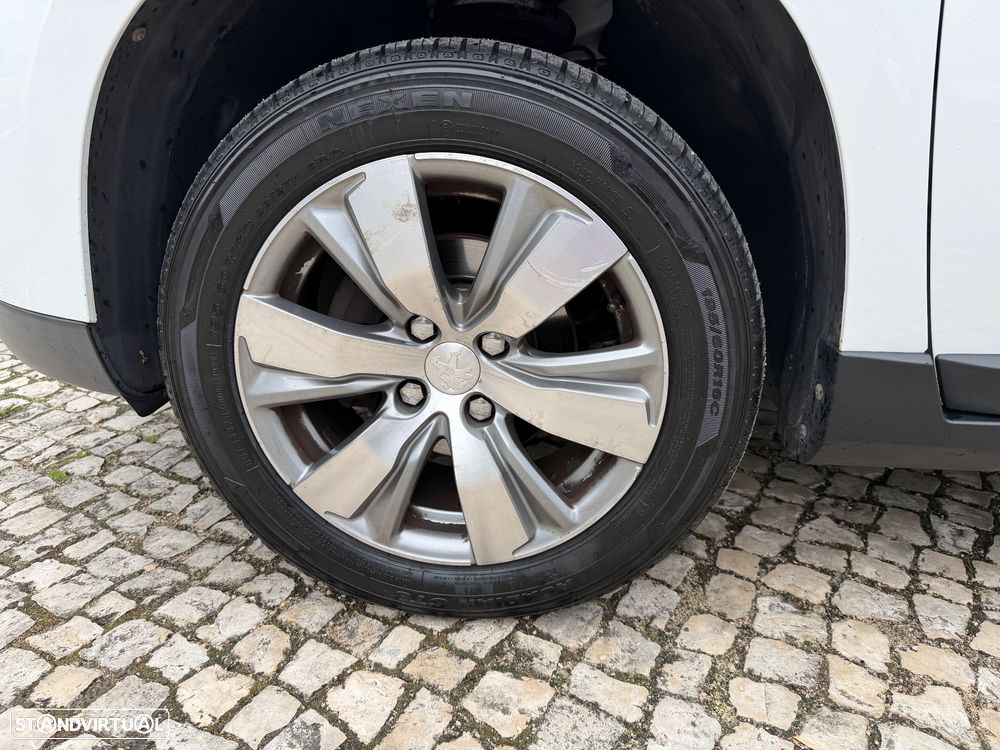 Peugeot 2008 1.2 VTi Active - 12