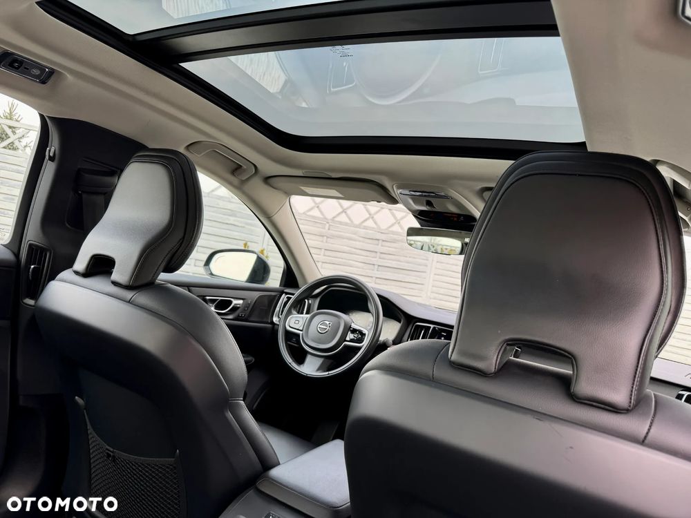 Volvo S60 B5 B AWD Ultimate Dark - 16