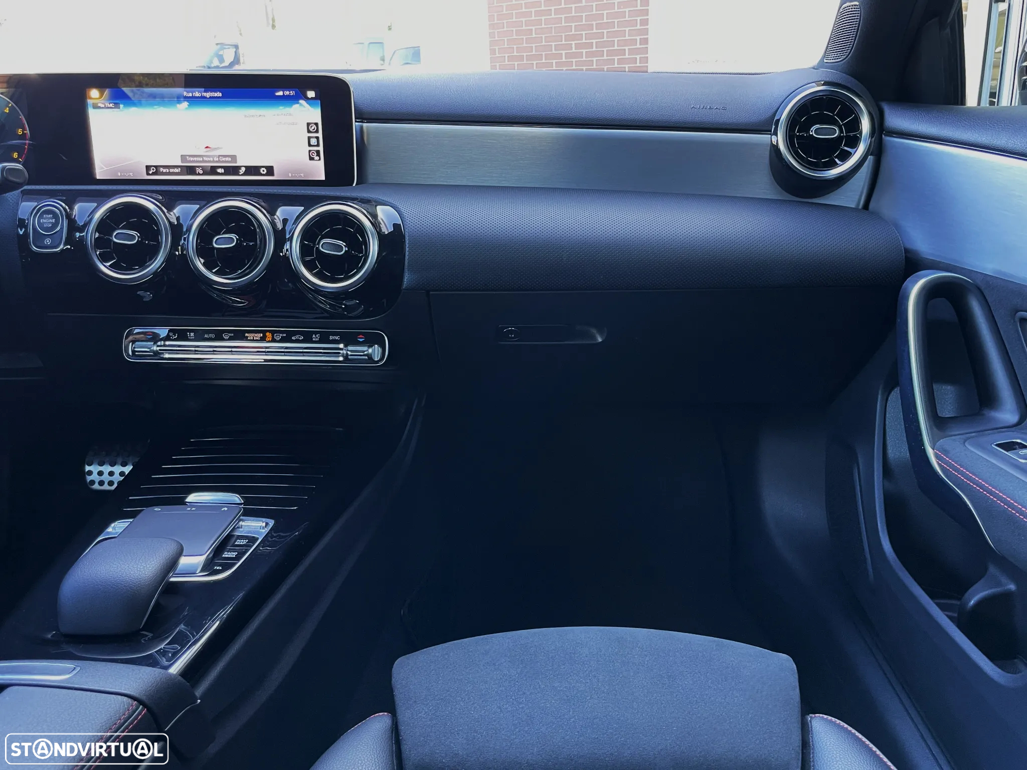 Mercedes-Benz A 180 d 7G-DCT AMG Line - 21