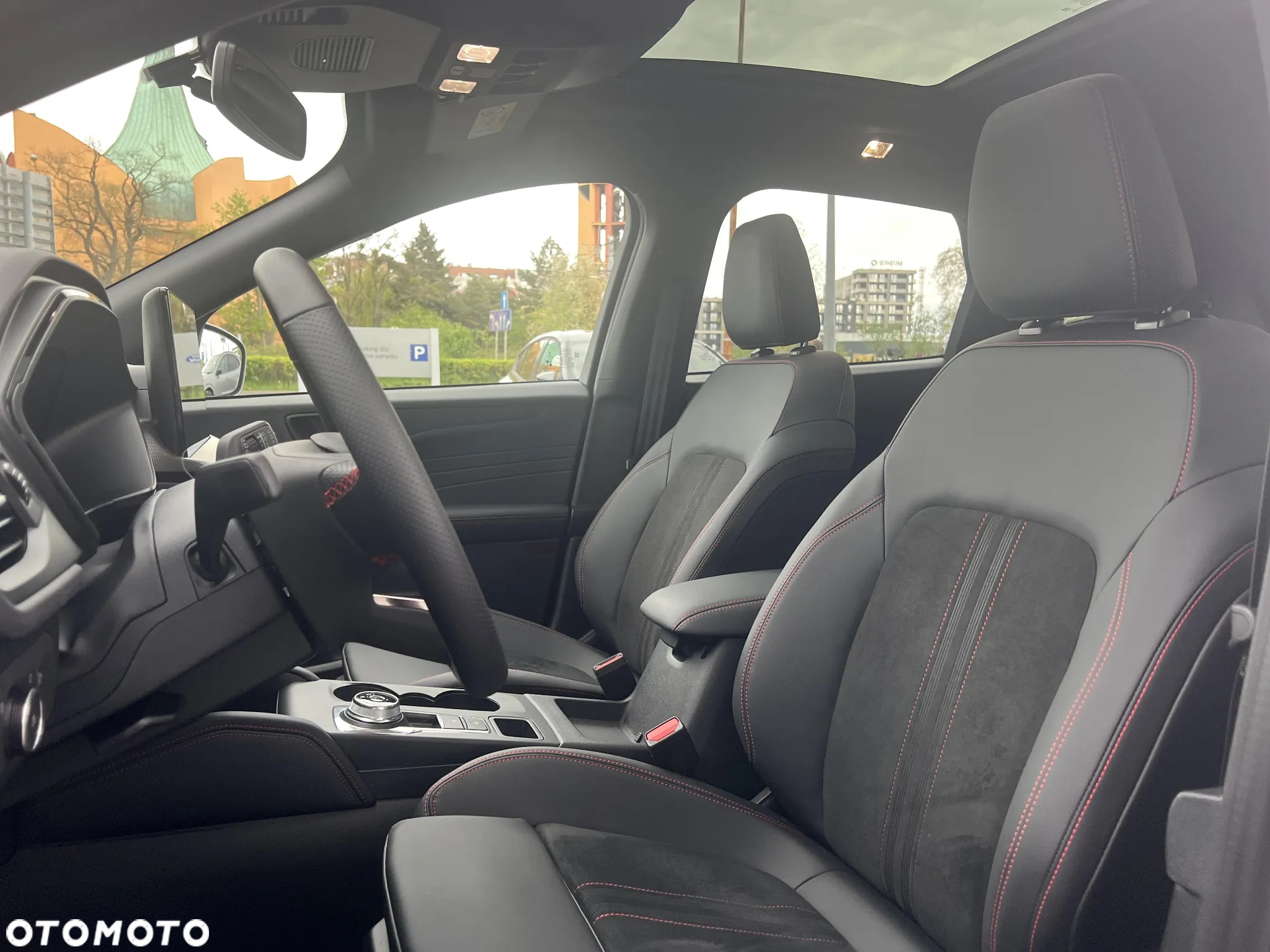Ford Kuga 2.5 FHEV AWD ST-Line X eCVT - 3