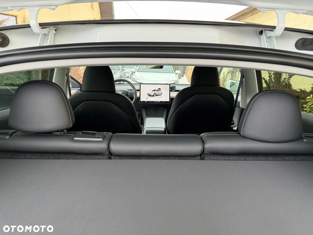 Tesla Y Performance AWD - 20