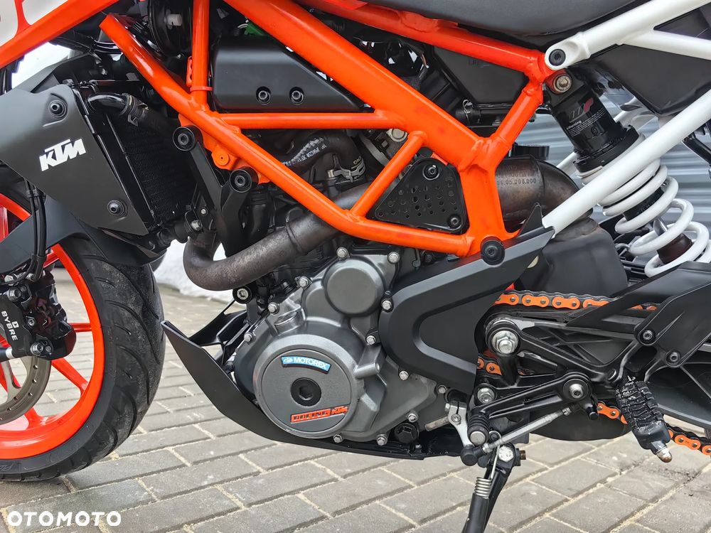 KTM Duke - 11