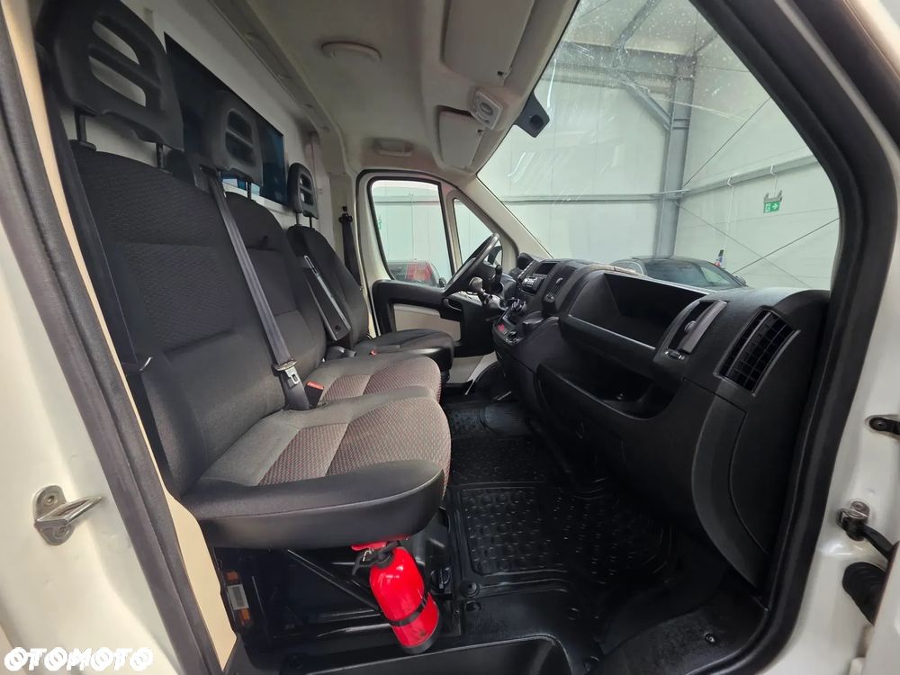 Peugeot Boxer L2H2 Ambulans - 13