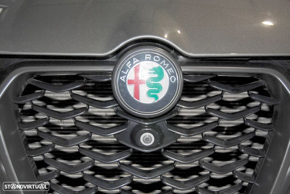 Alfa Romeo Tonale 1.3 Plug-In Hybrid Veloce e-AWD - 14