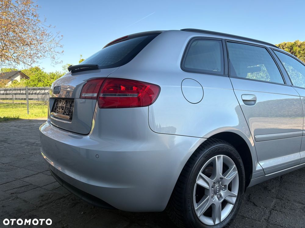 Audi A3 Sportback - 12