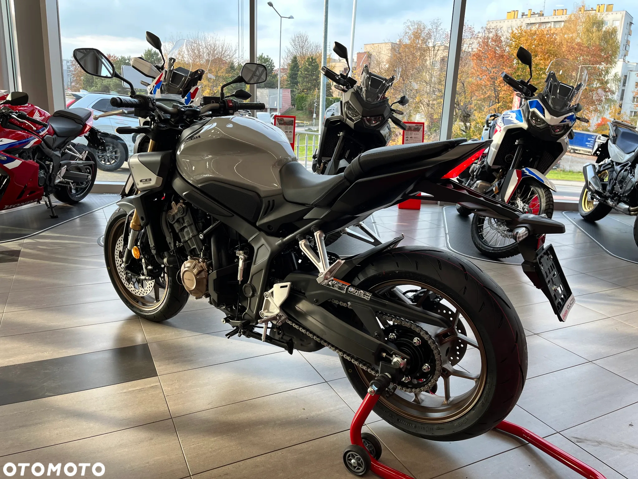 Honda CB - 4