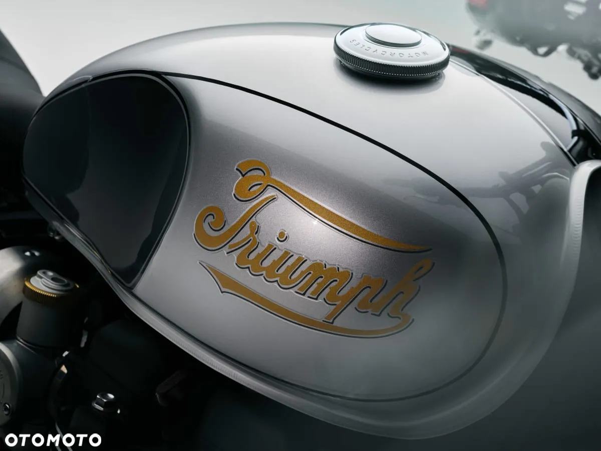 Triumph Speedmaster - 8