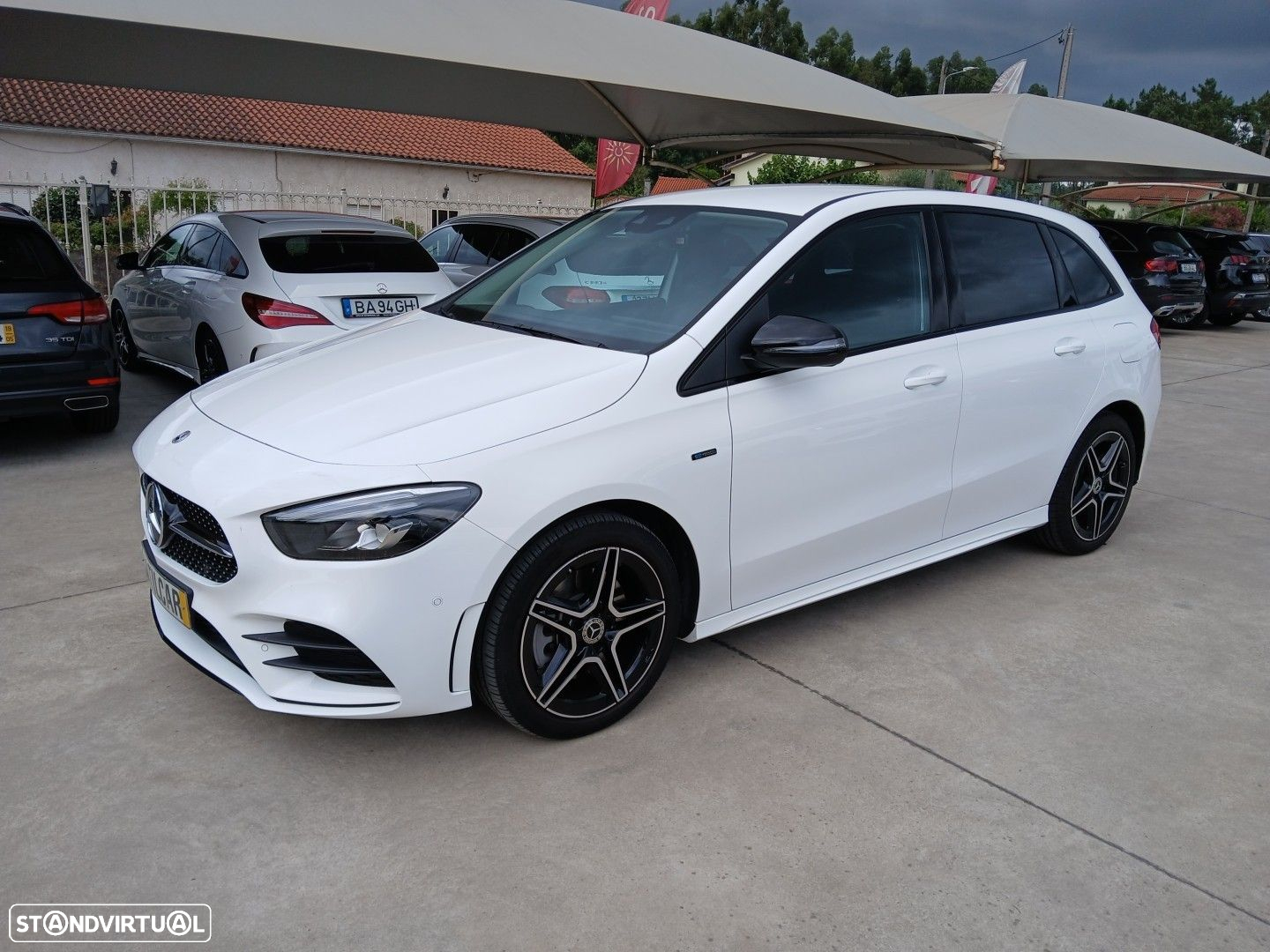 Mercedes-Benz B 250 e AMG Line - 3