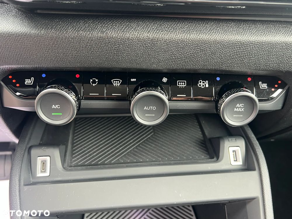 Citroën C4 e-C4 136 ë-SERIES - 30