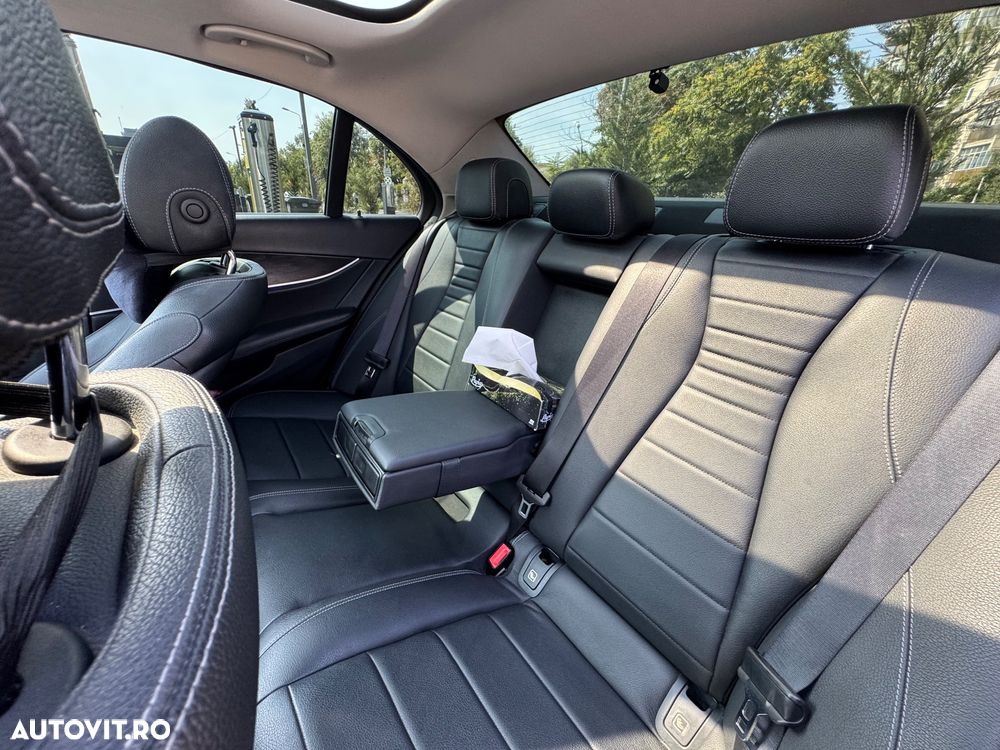 Mercedes-Benz E 220 d Aut. - 12