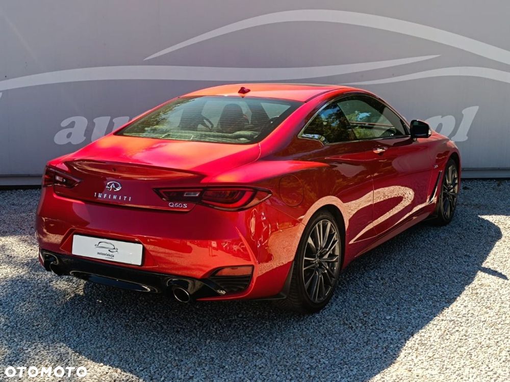 Infiniti Q60 - 14