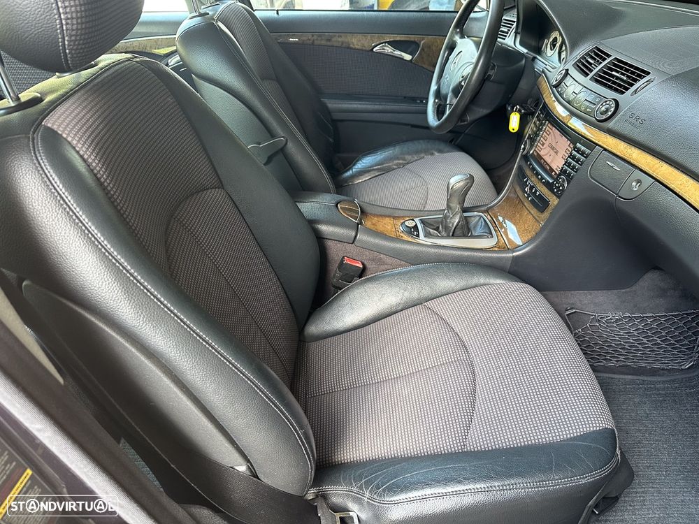Mercedes-Benz E 220 CDI Avantgarde DPF - 12