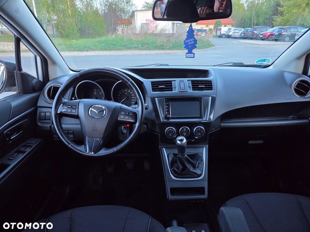Mazda 5 - 16