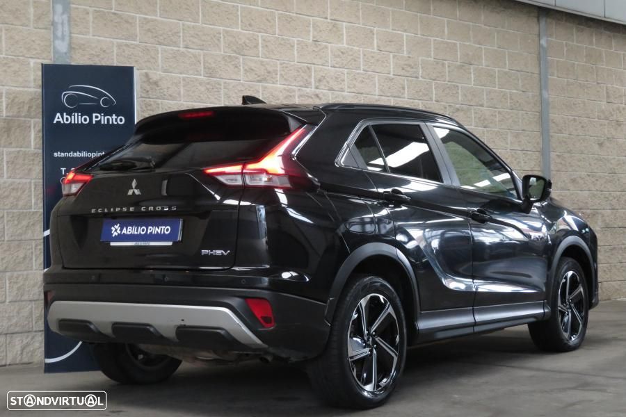 Mitsubishi Eclipse Cross 2.4 PHEV Black Edition - 25