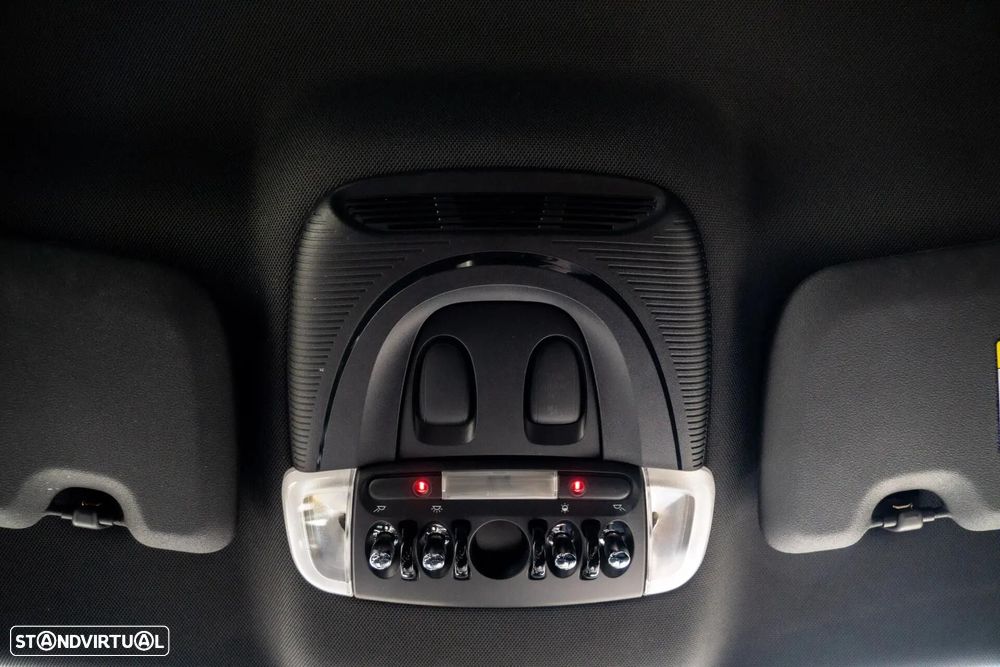 MINI Countryman Cooper SE ALL4 Auto - 30