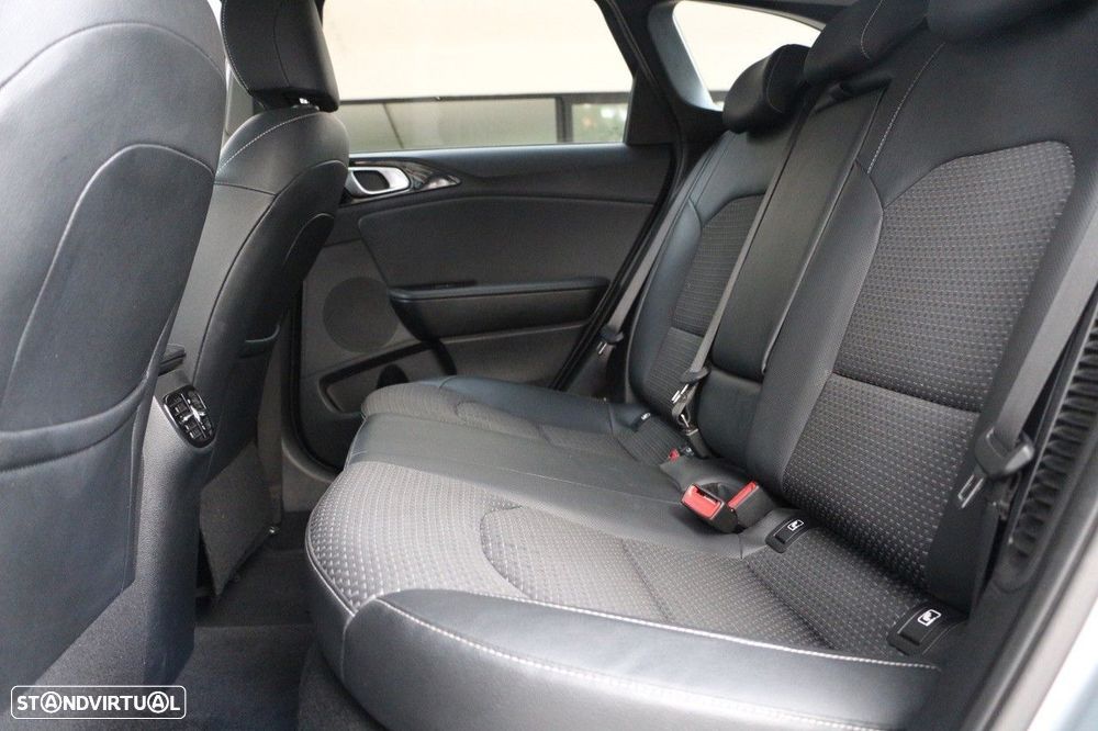 Kia Ceed SW 1.6 GDi PHEV Drive 6DCT - 17