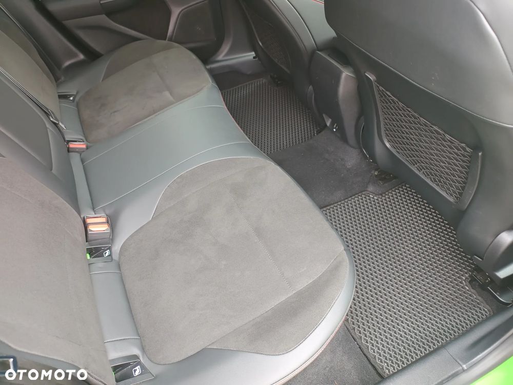 Ford Focus 2.3 EcoBoost ST X - 9