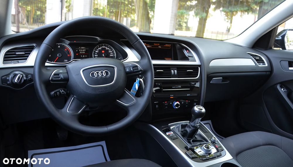 Audi A4 Avant 2.0 TDI e DPF Ambiente - 25