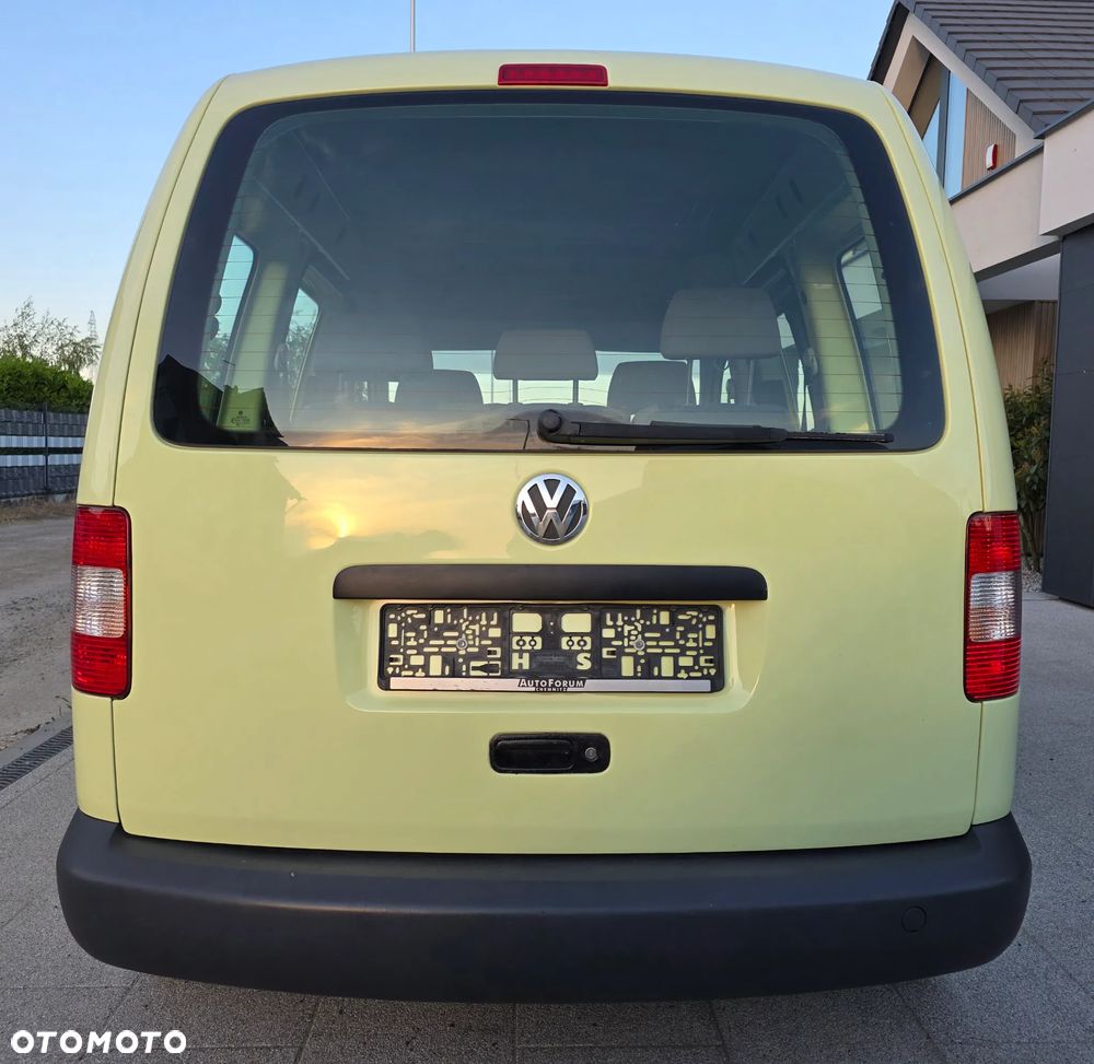 Volkswagen Caddy 1.6 Life Colour Concept - 7