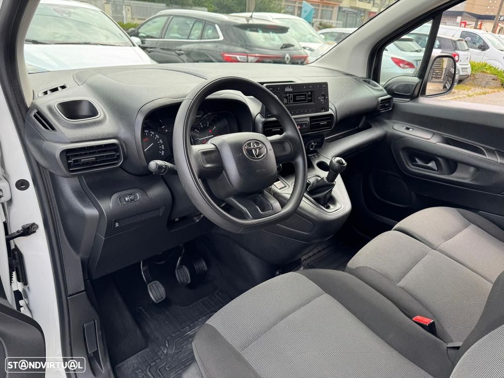 Toyota Proace 1.5D L1 Comfort - IVA DEDUTÍVEL - 8