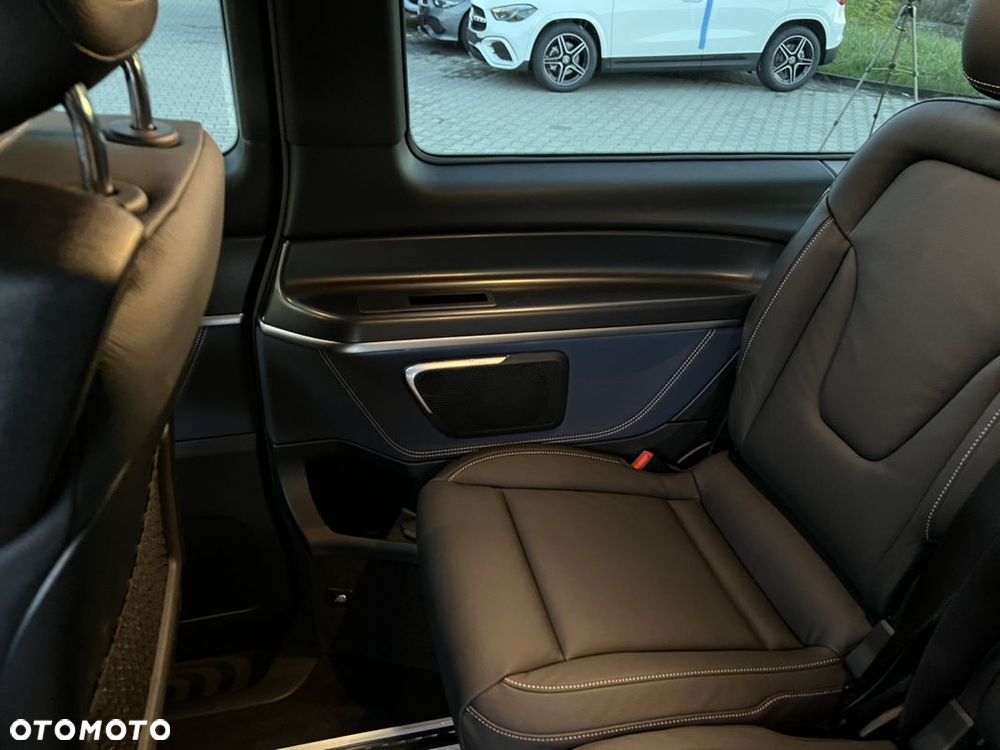 Mercedes-Benz EQV 300 60kWh - 33