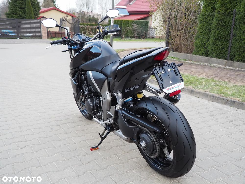 Honda CB - 8