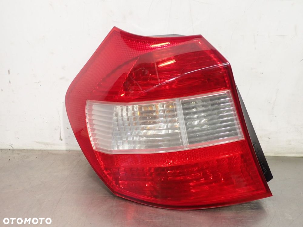 LAMPA LEWA TYLNA BMW E87 - 1