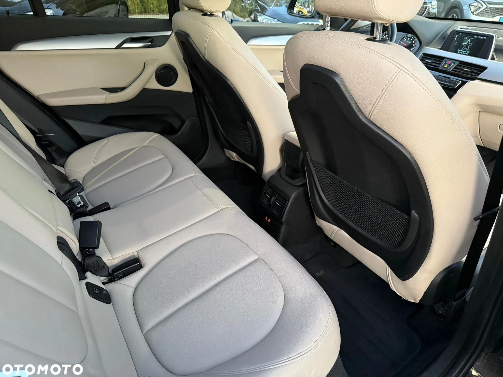 BMW X1 - 17