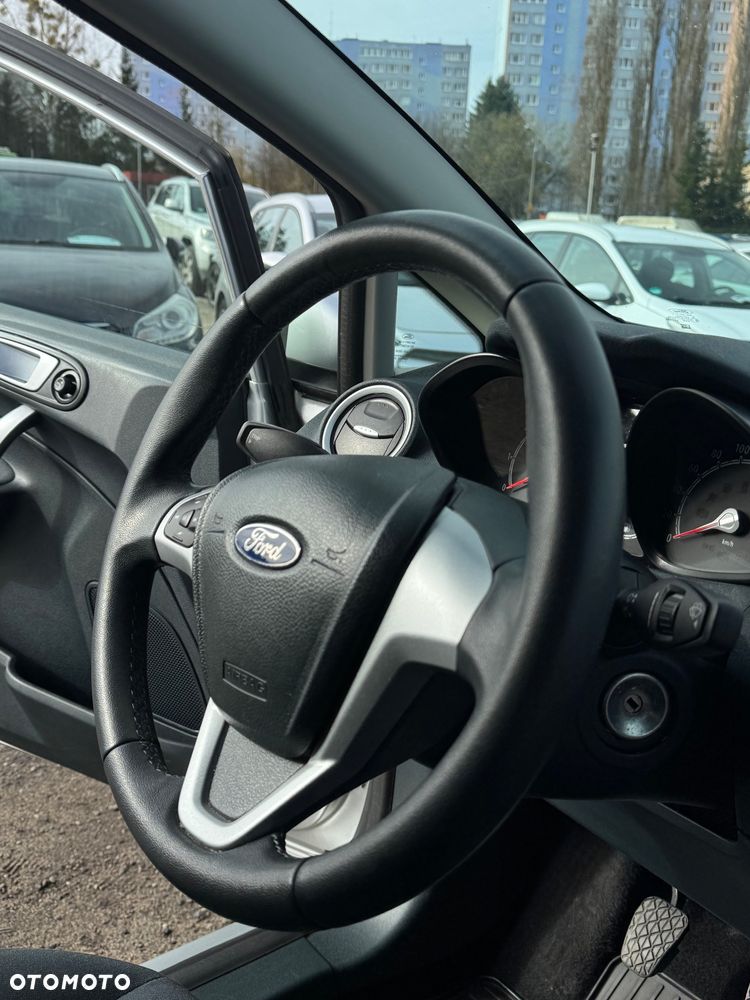 Ford Fiesta 1.4 Trend EU5 - 29