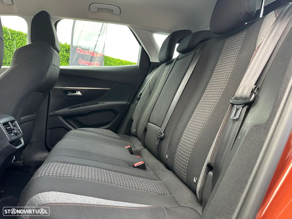 Peugeot 3008 - 17