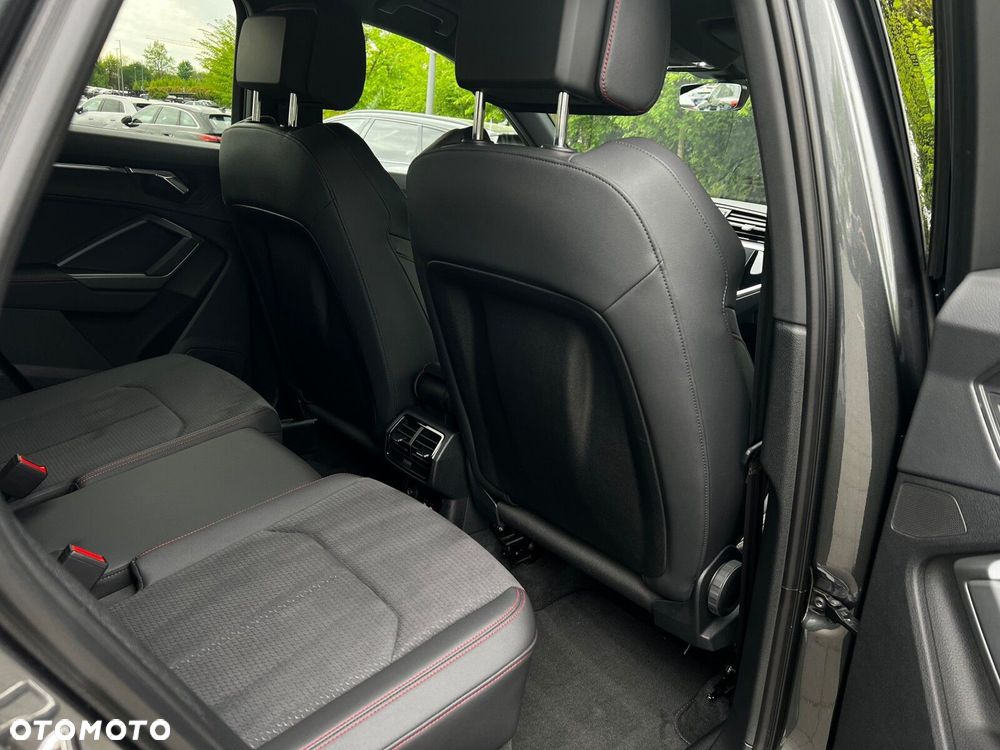 Audi Q3 - 13