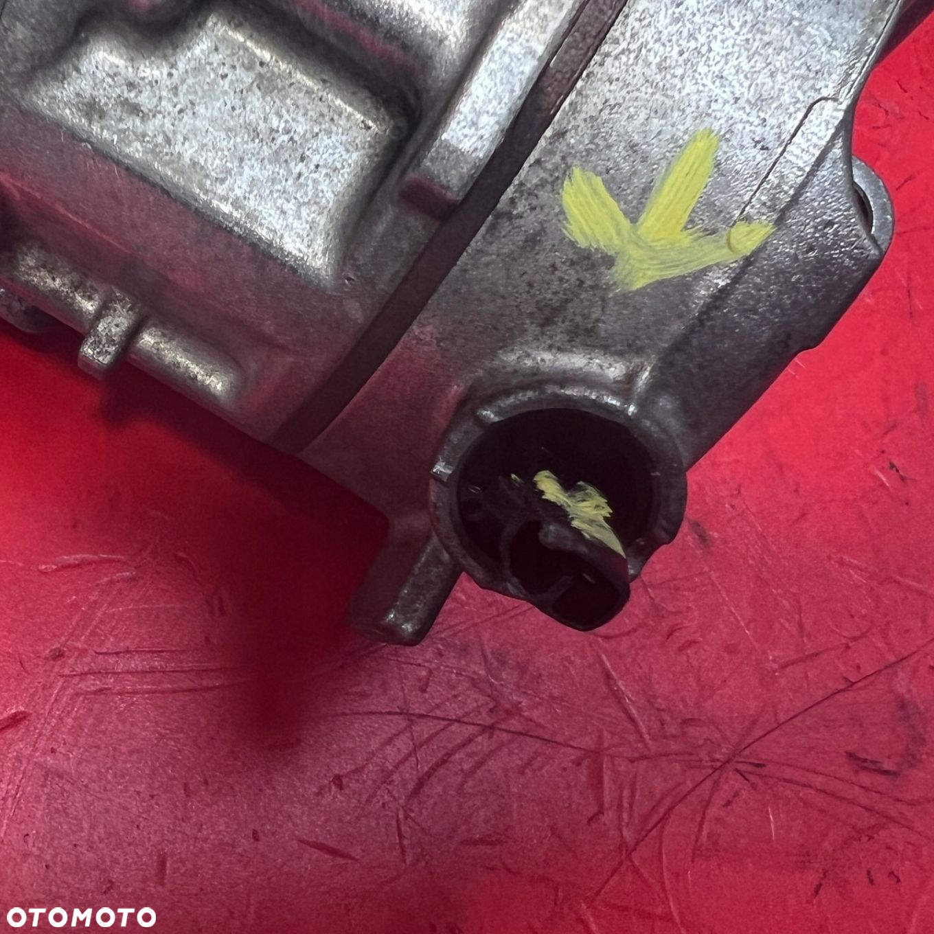 Sprężarka Klimatyzacji Opel Astra Adam 1.0 T B10XFT LE1 13427705 - 3