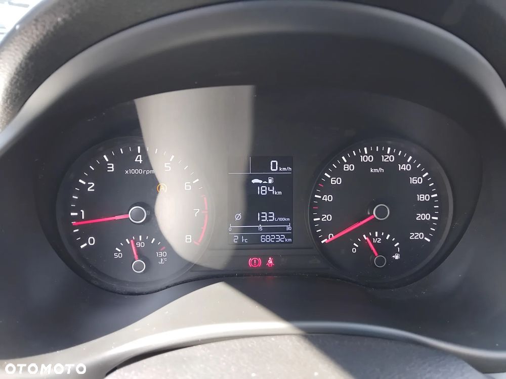 Kia Rio 1.2 M - 11