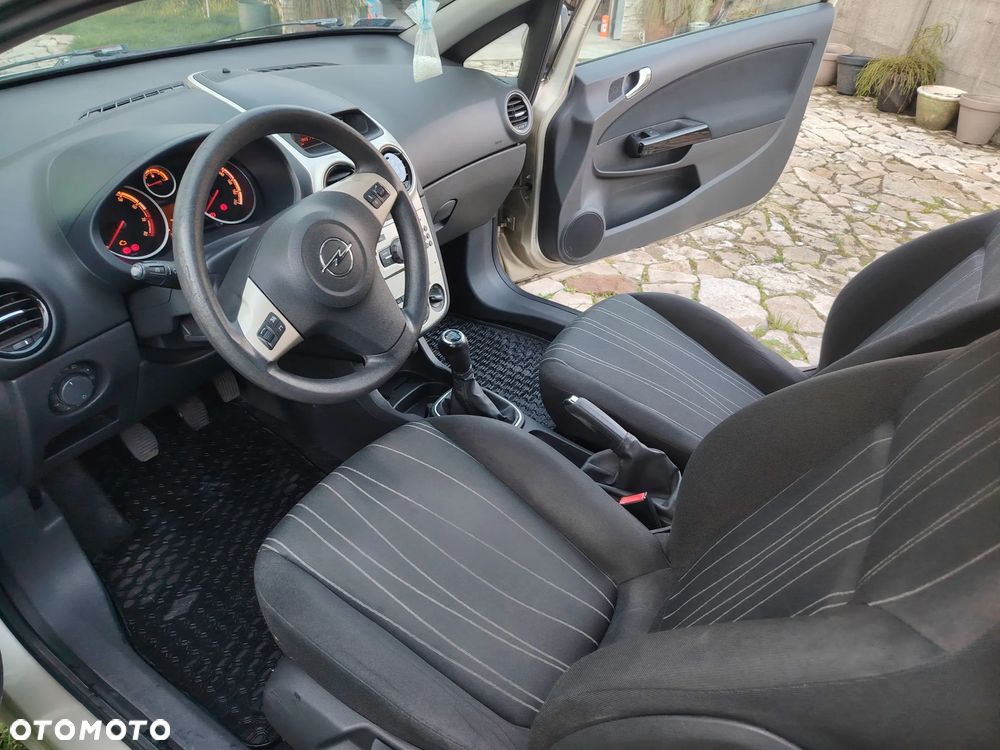 Opel Corsa 1.2 16V Enjoy - 7