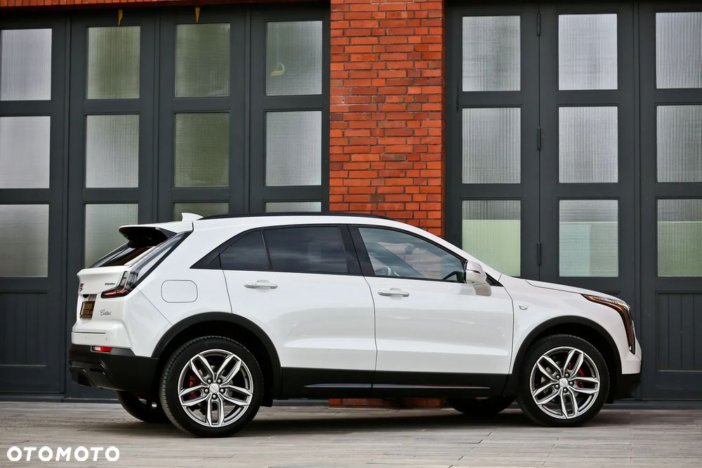 Cadillac XT4 350D AWD Launch Edition Sport - 17