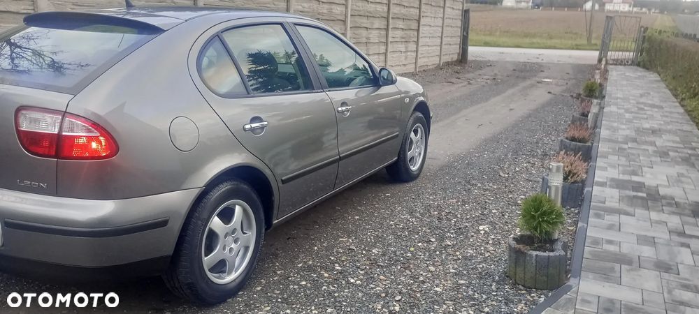 Seat Leon 1.6 Spirit - 4