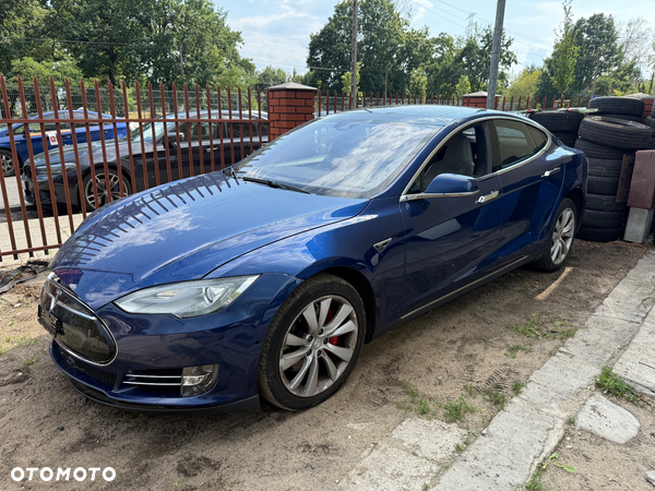 Tesla Model S Performance