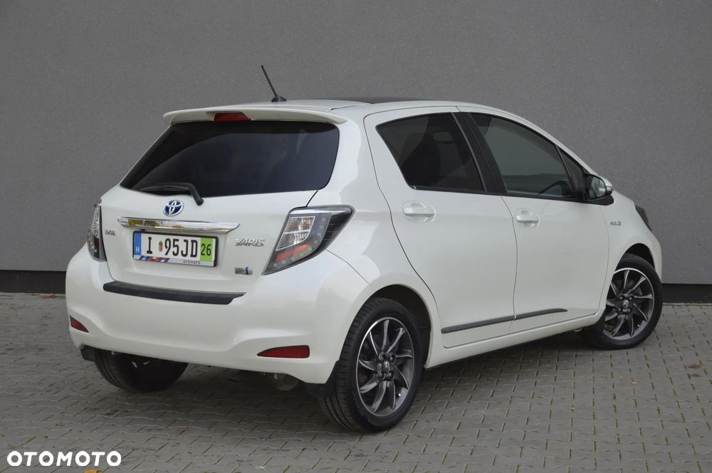 Toyota Yaris - 13