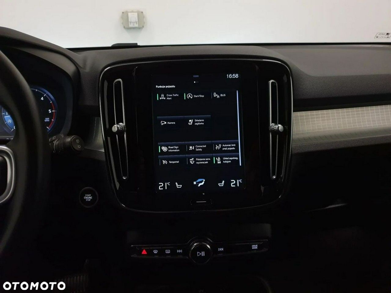 Volvo XC 40 D3 R-Design - 27