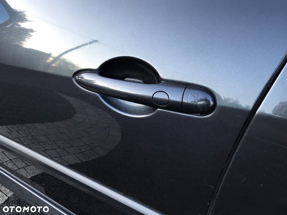 Renault Laguna 2.0 16V Turbo Initiale - 29