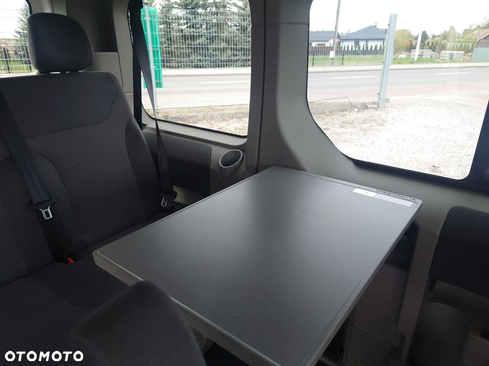 Opel Vivaro - 12