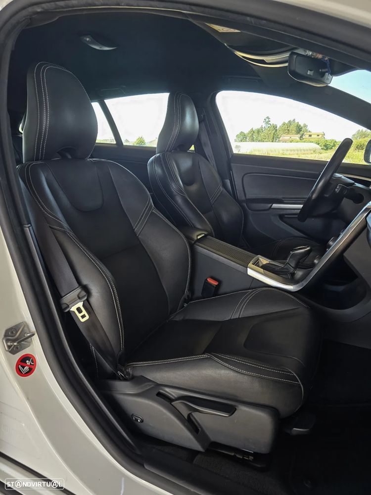 Volvo V60 D3 Momentum - 7