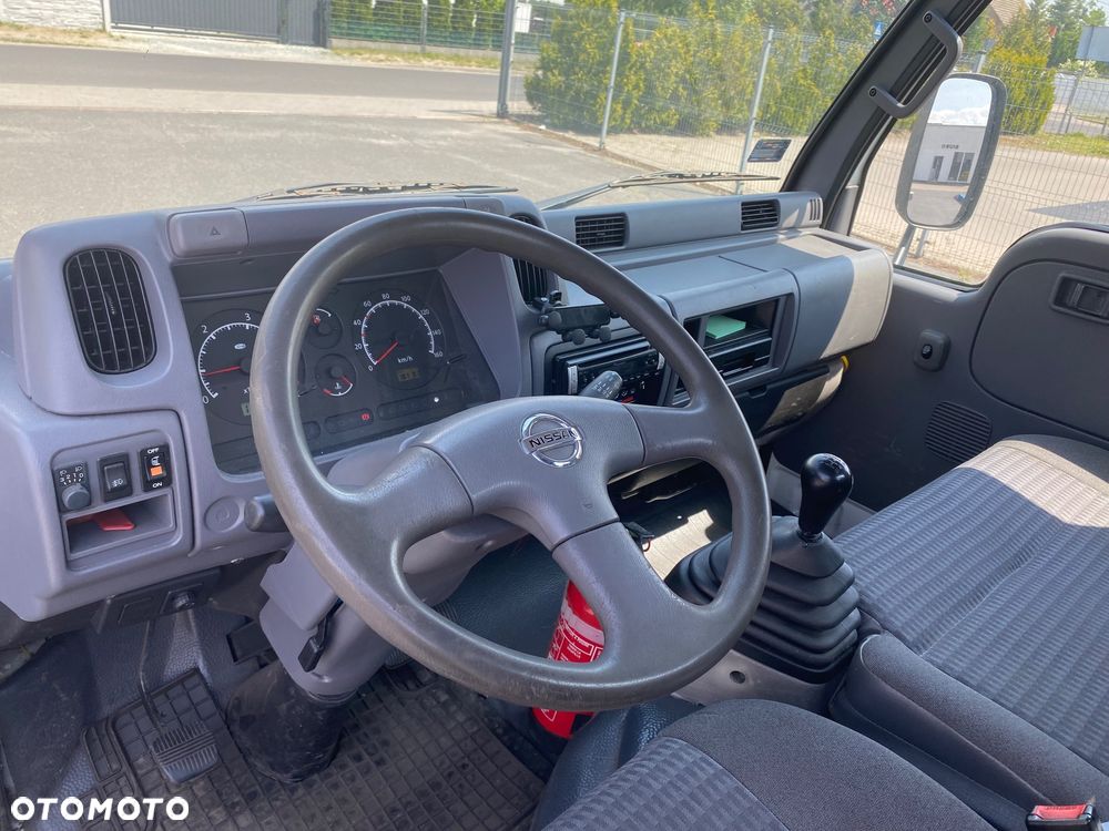 Nissan Cabstar - 8