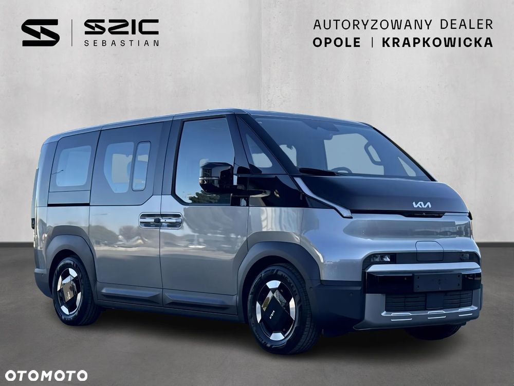 Kia PV5 - 1