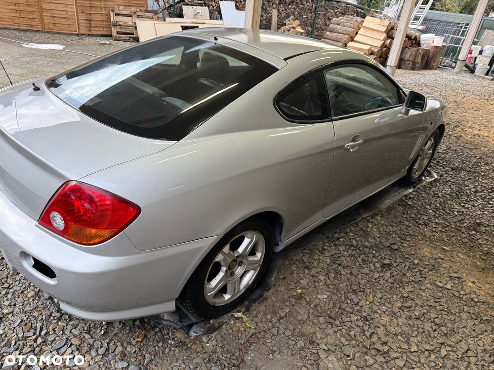 Hyundai Coupe - 8