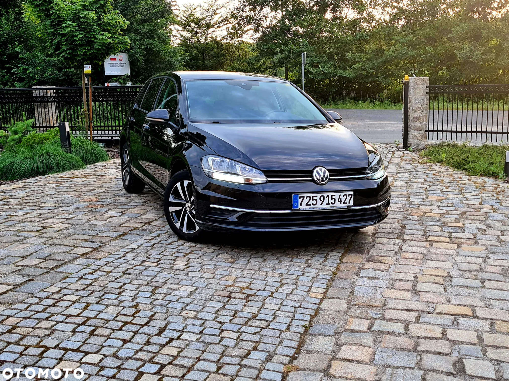 Volkswagen Golf VII 1.5 TSI BMT Evo IQ Drive - 32